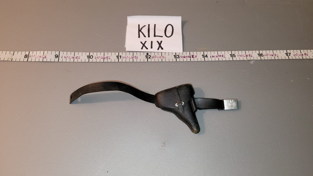 1/6 Scale WWII German Pistol and Holster