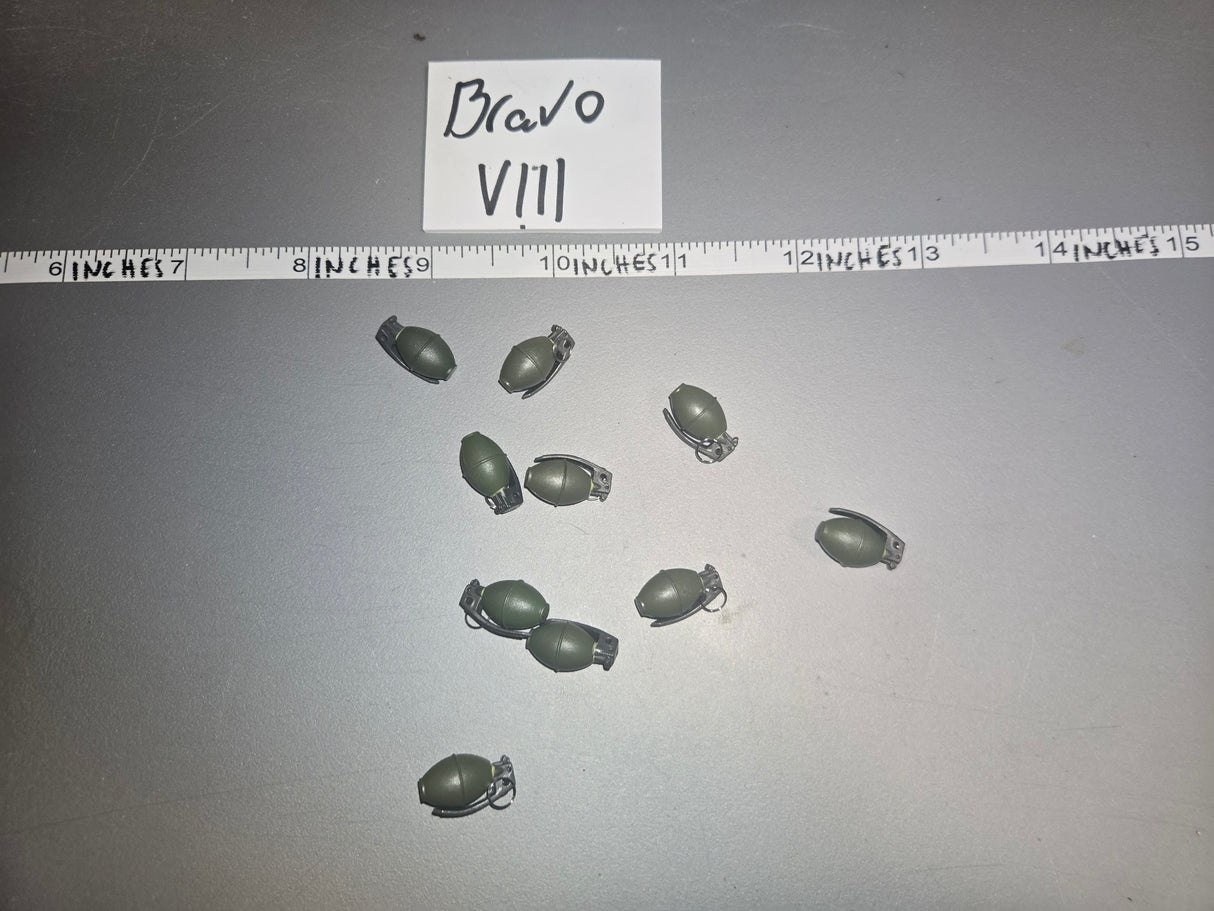 1/6 Scale Vietnam US Grenade Lot