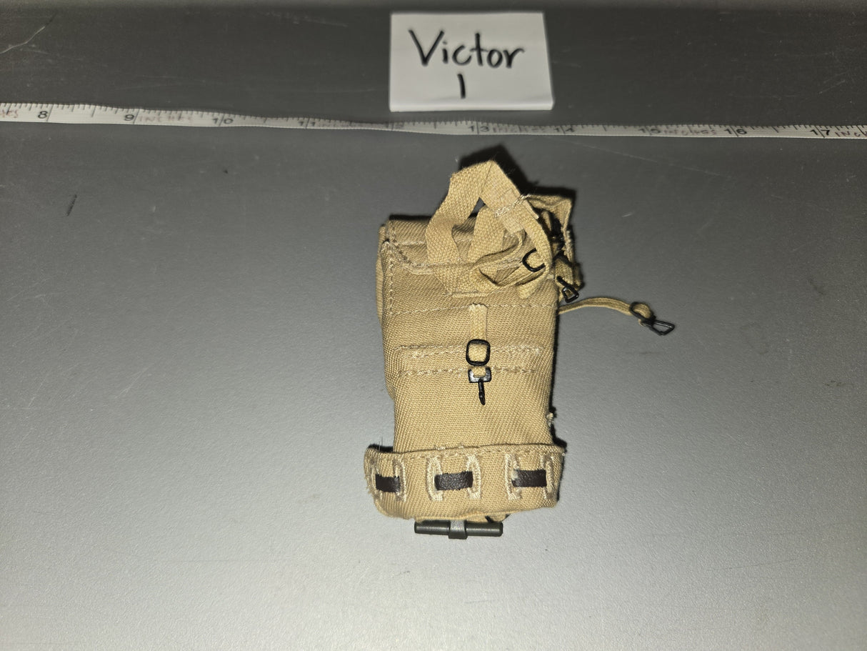 1:6 Scale Modern Era Camelback Hydration Backpack
