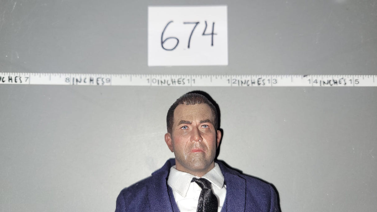 1:6 Scale 1920s Gangster Dressed Figure - Police
