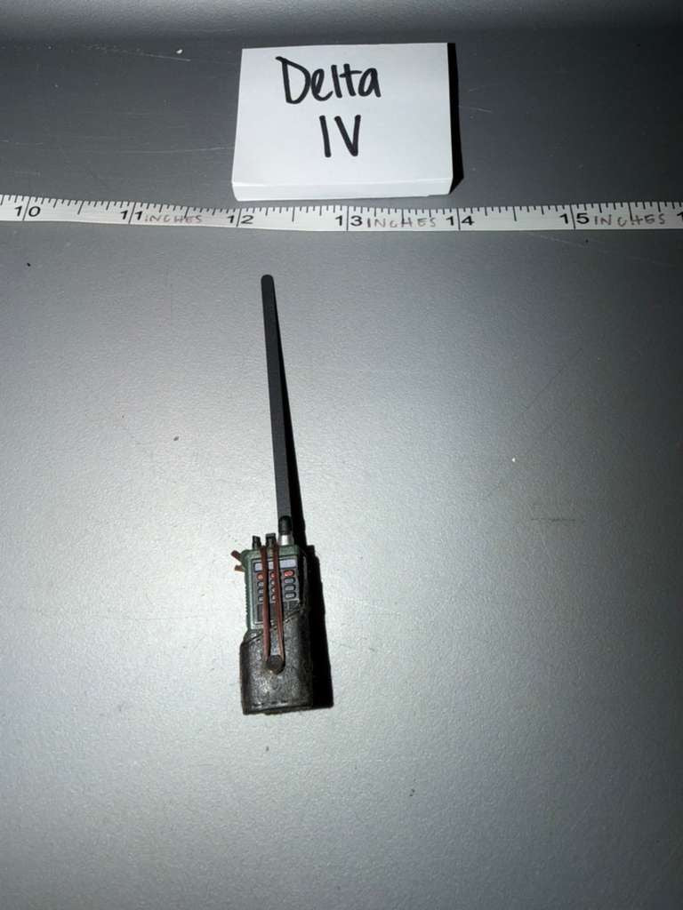 1/6 Scale Modern Era Radio