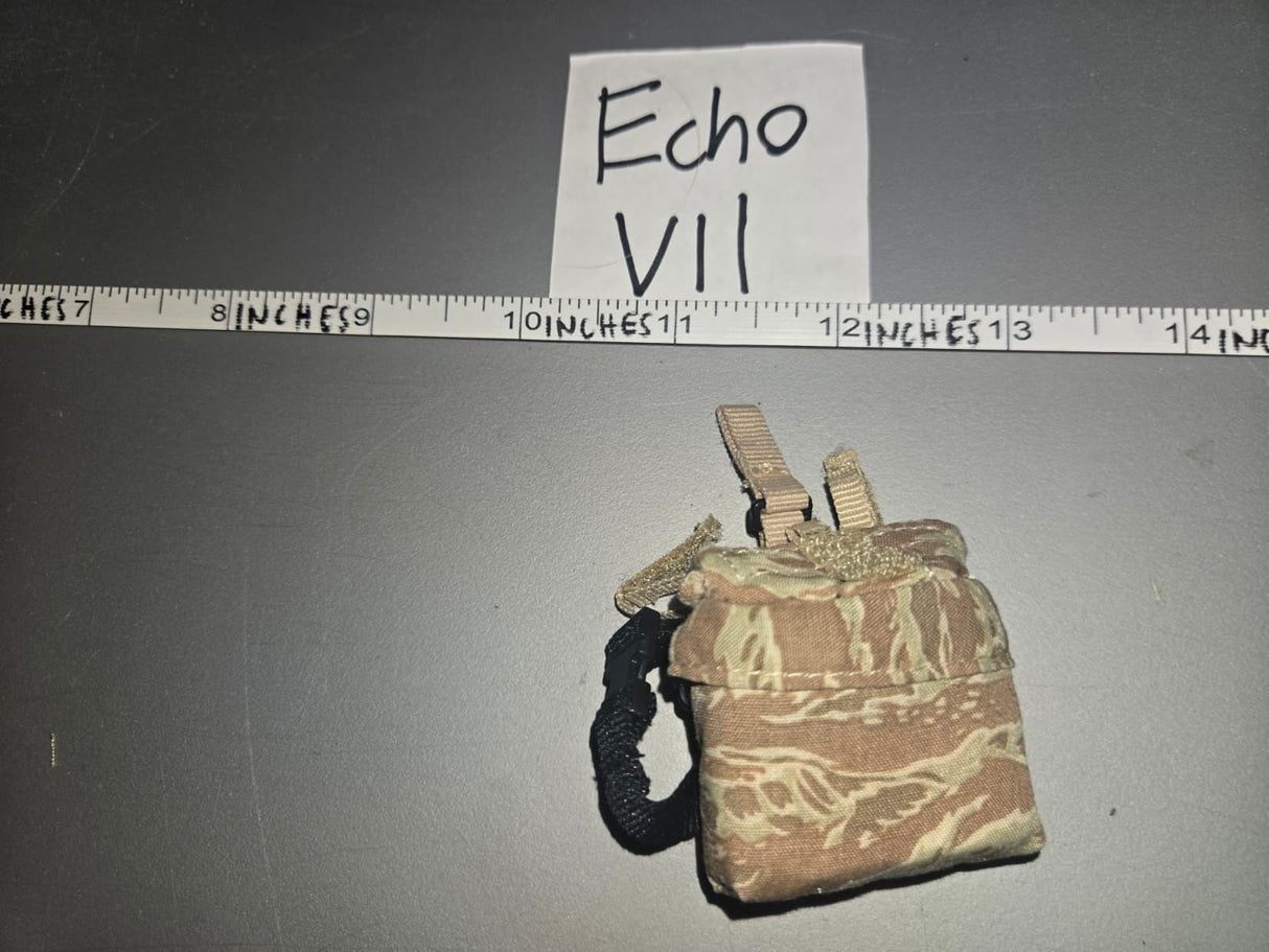1:6 Scale Modern Era Drop Down Pouch