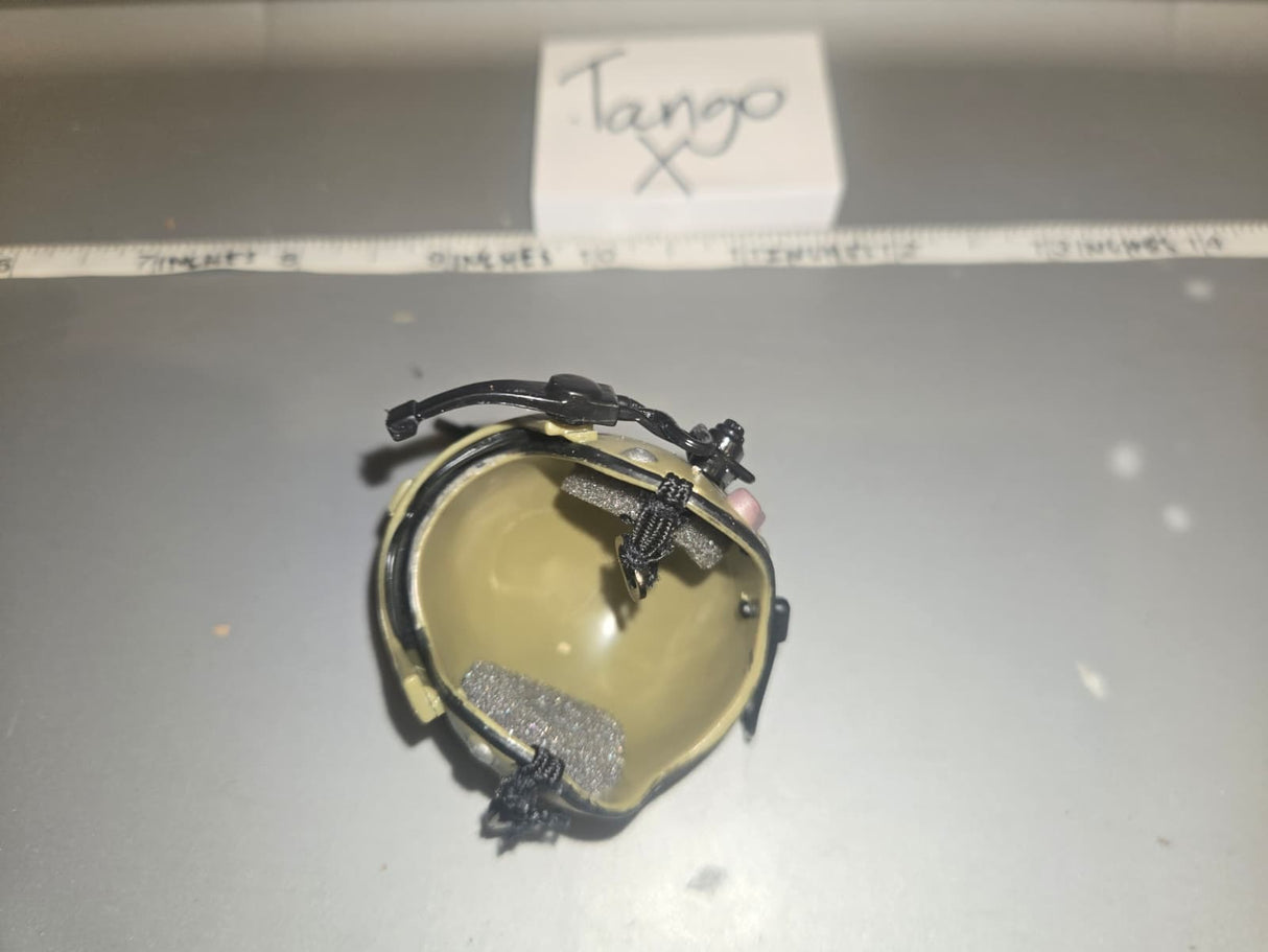 1/6 Scale Vietnam Helicopter Pilot Helmet