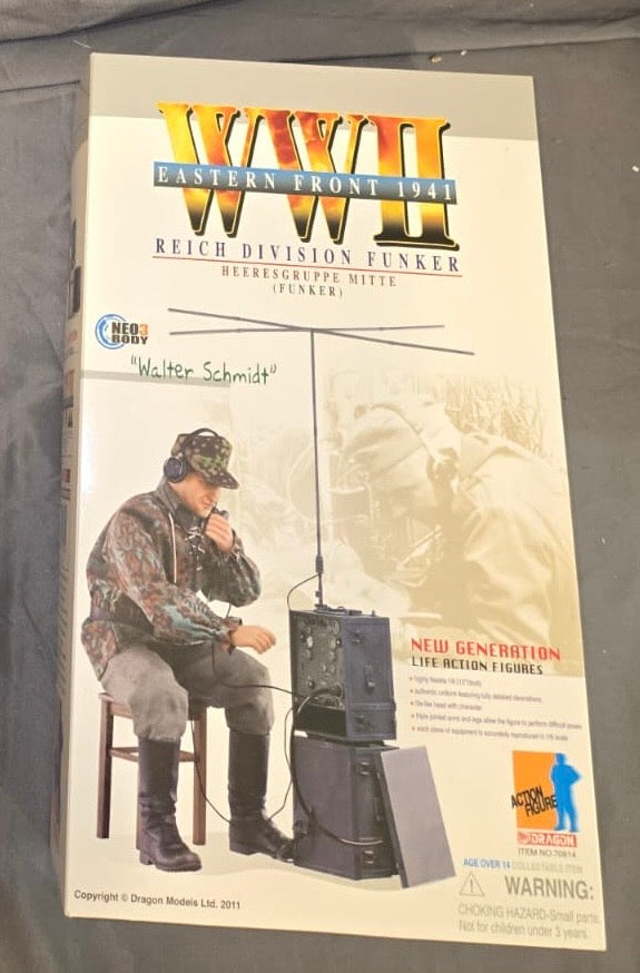 1/6 Scale WWII GERMAN Radioman Walter Schmidt -  NIB Dragon