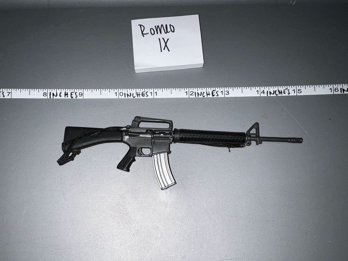 1/6 Modern Era M-16
