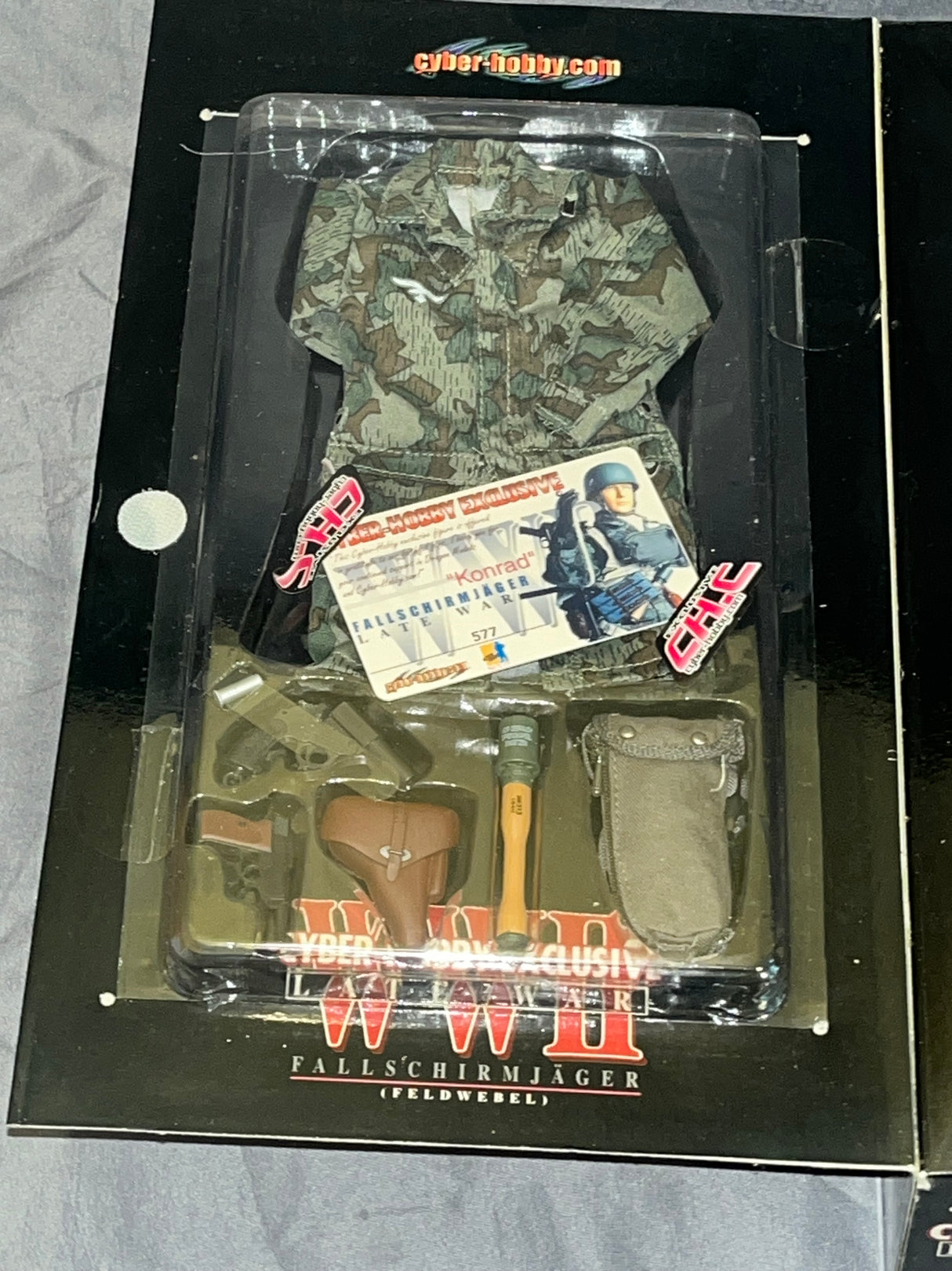 1/6 Scale WWII GERMAN Fallschirmjager Konrad - NIB Dragon Cyberhobby -