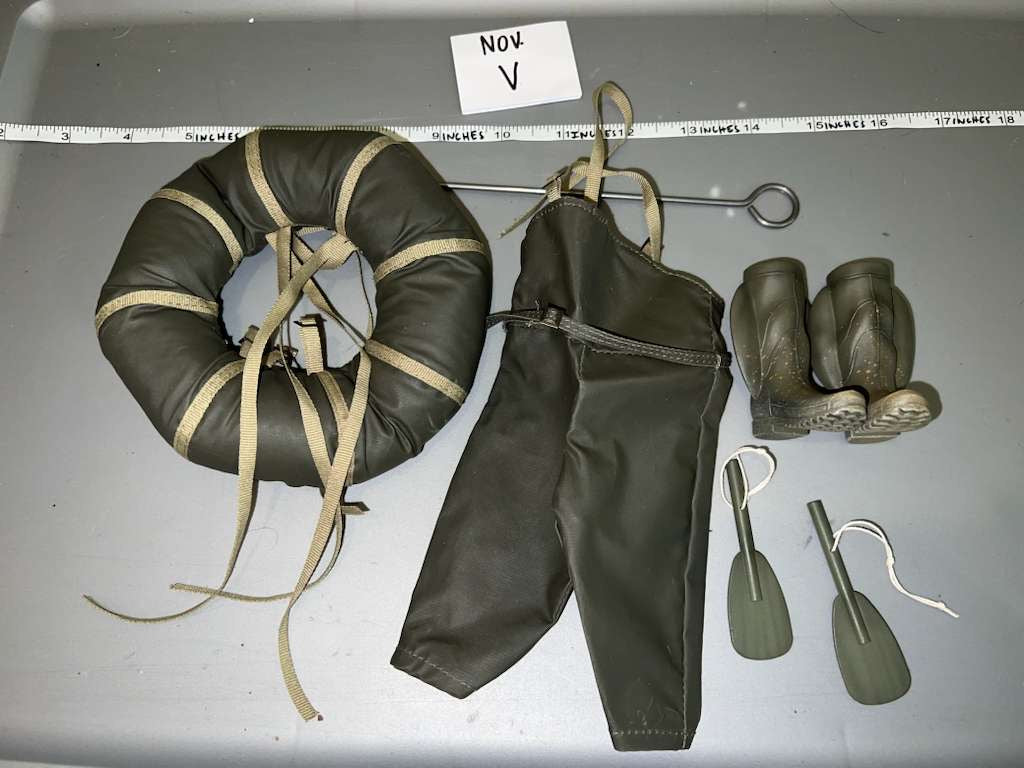 1/6 Scale WWII Russian Wadding Gear
