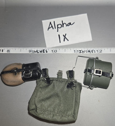 1/6 Scale WWII German Bread Bag Lot