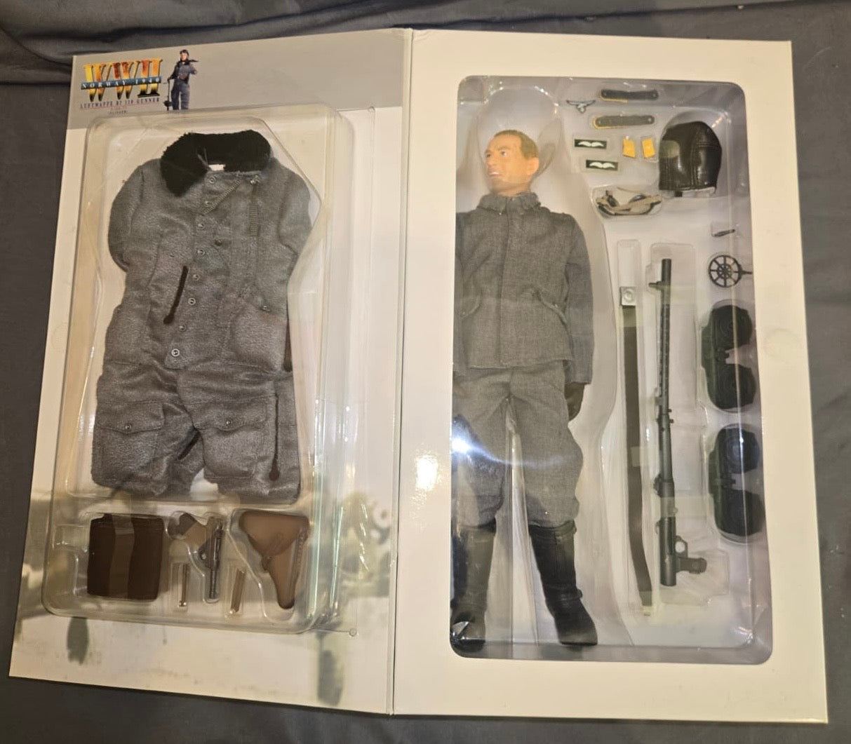 1/6 Scale WWII GERMAN Luftwaffe Bomber Gunner Johannes Patzer - NIB Dragon