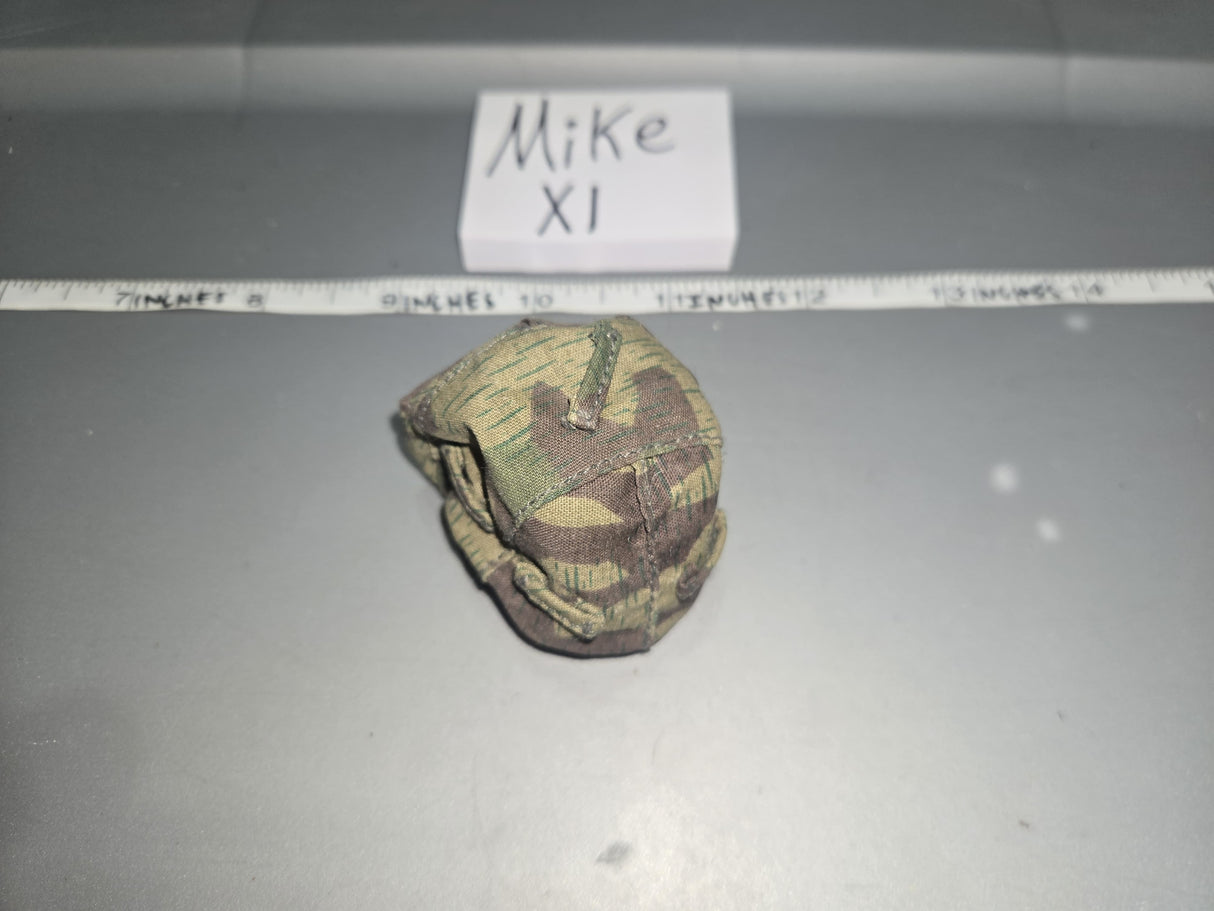 1:6 WWII German Splinter Camouflage helmet cover