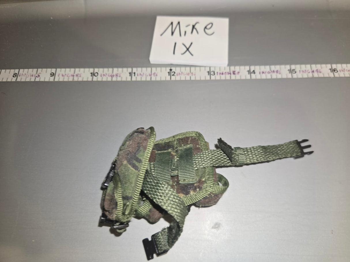 1:6 Scale Modern Era Drop Down Pouch