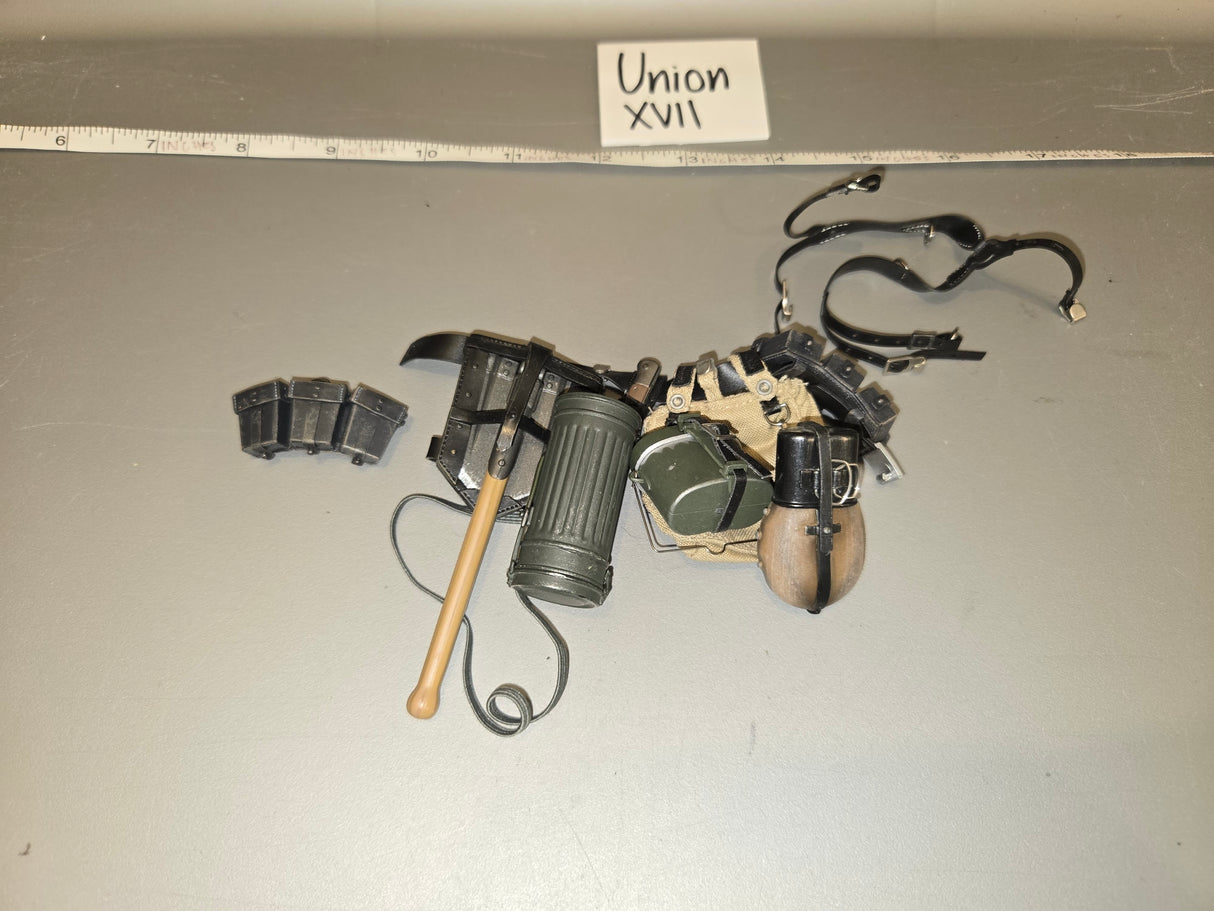 1/6 Scale WWII German Field Gear Lot