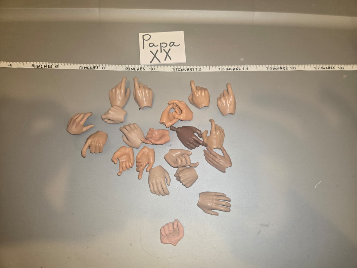 1/6 Scale Nude Figure Hand Lot