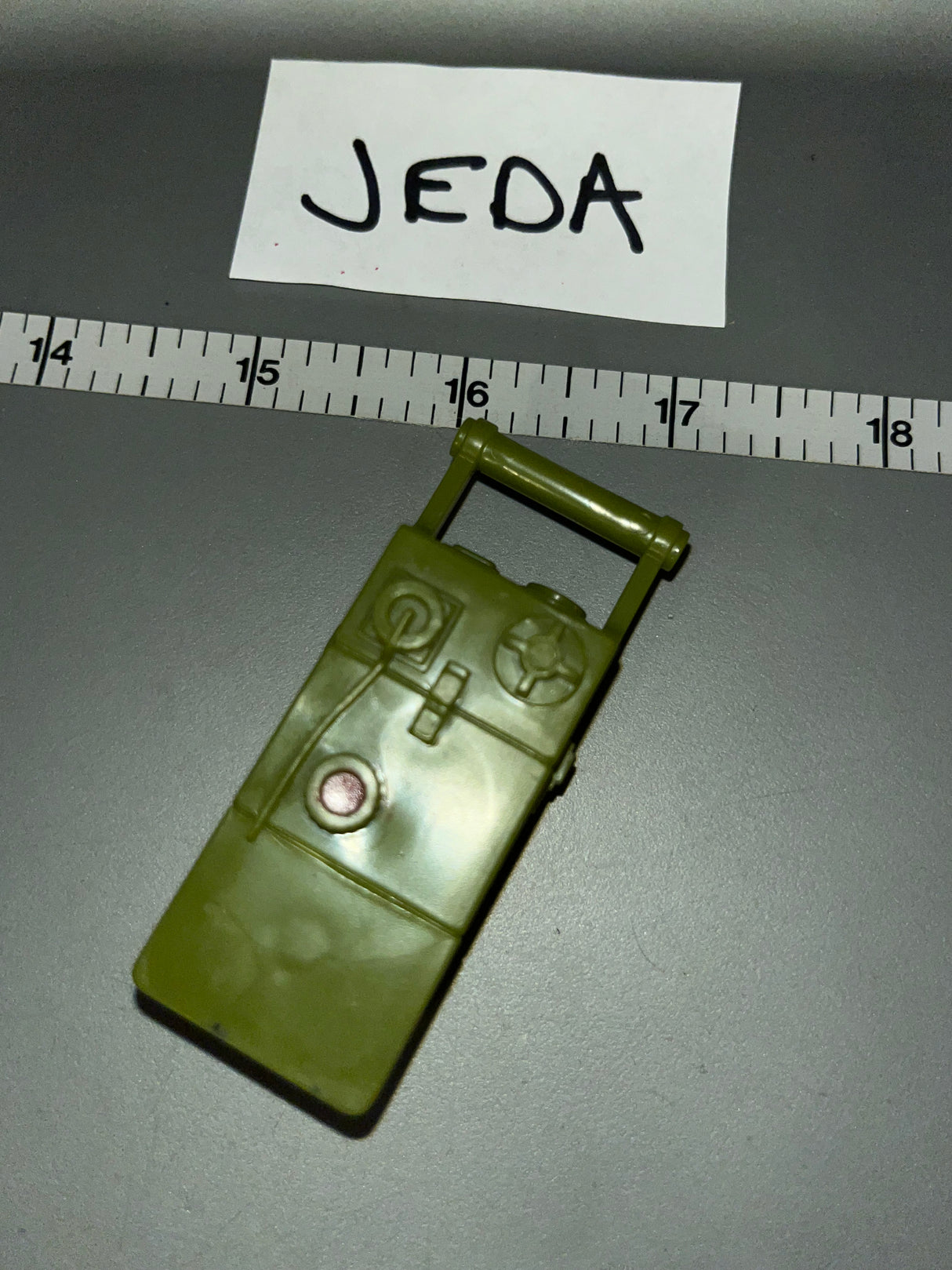 1/6 Scale Modern Era Chemical Detection Box - Desert Storm
