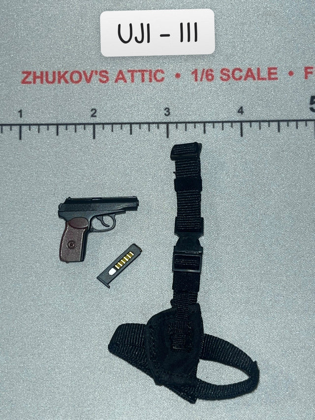 1/6 Scale Modern Era Russian Pistol with Magazine and Leg Holster Rig - Fsb Vympel—Beslan School Siege UJINDOU