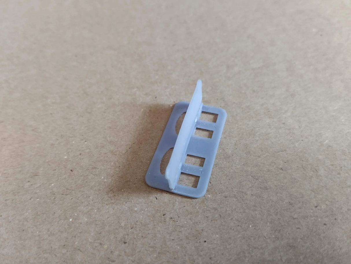 1/6 Scale WWII German Vehicle / Tank Rear Column Tail Light /  Notek - Unfinished Model Kit - Warprints