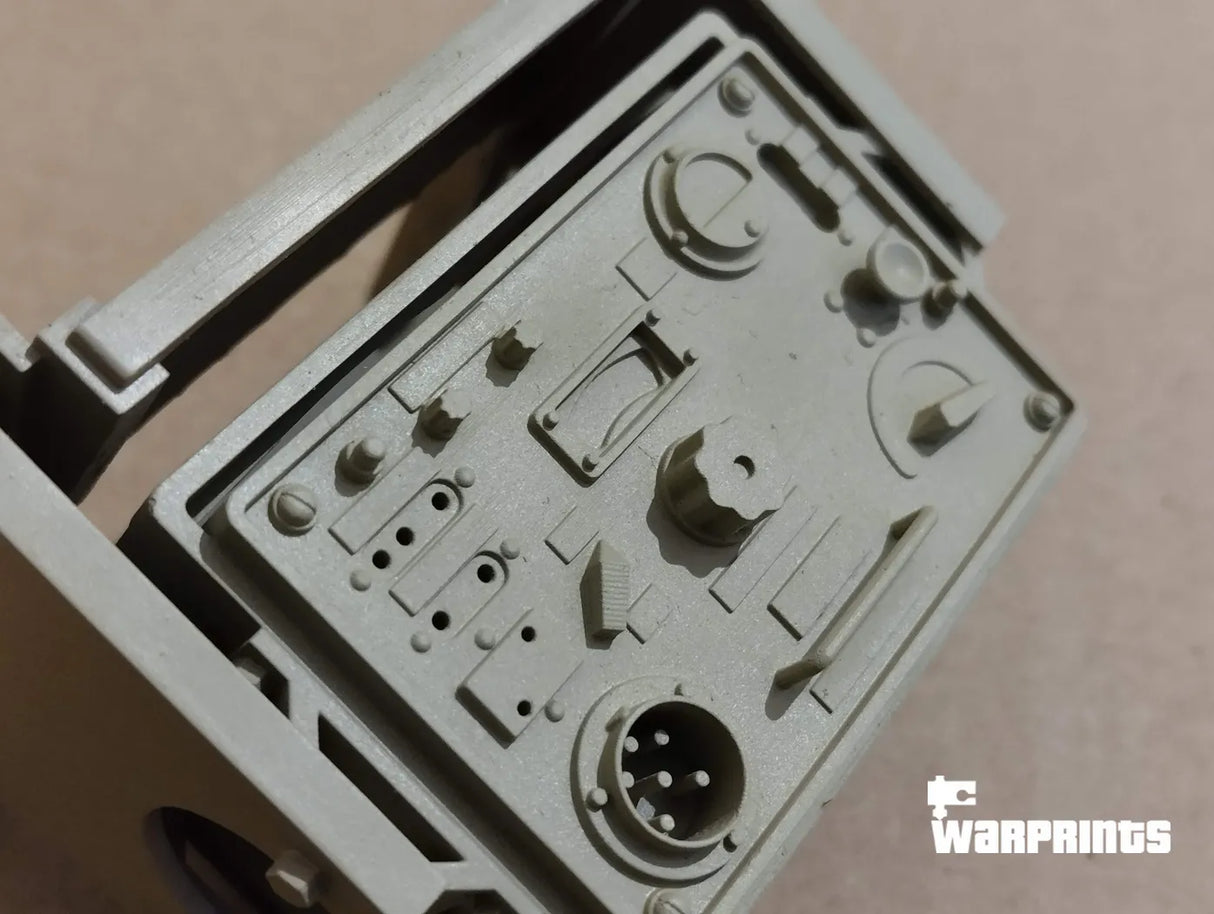1/6 Scale WWII German Fusprech.F Radio Set - Unfinished Model Kit - Warprints