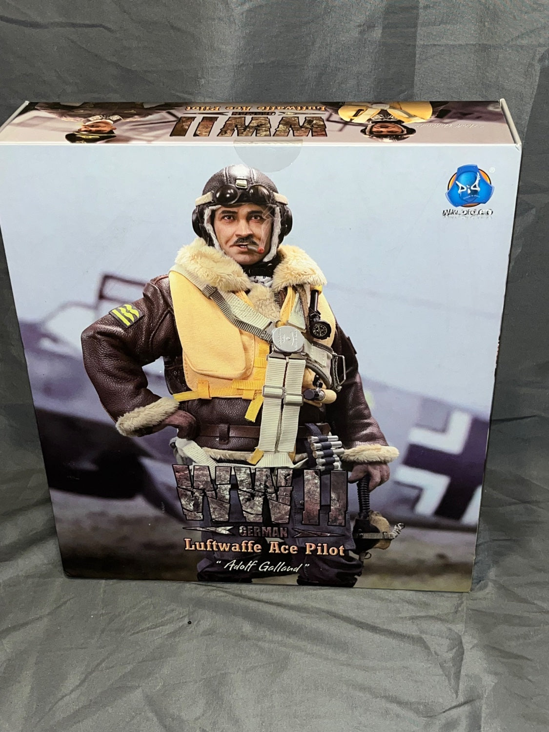 1/6 Scale DID WWII German Luftwaffe Ace Pilot Adolf Galland Figure Set - NIB