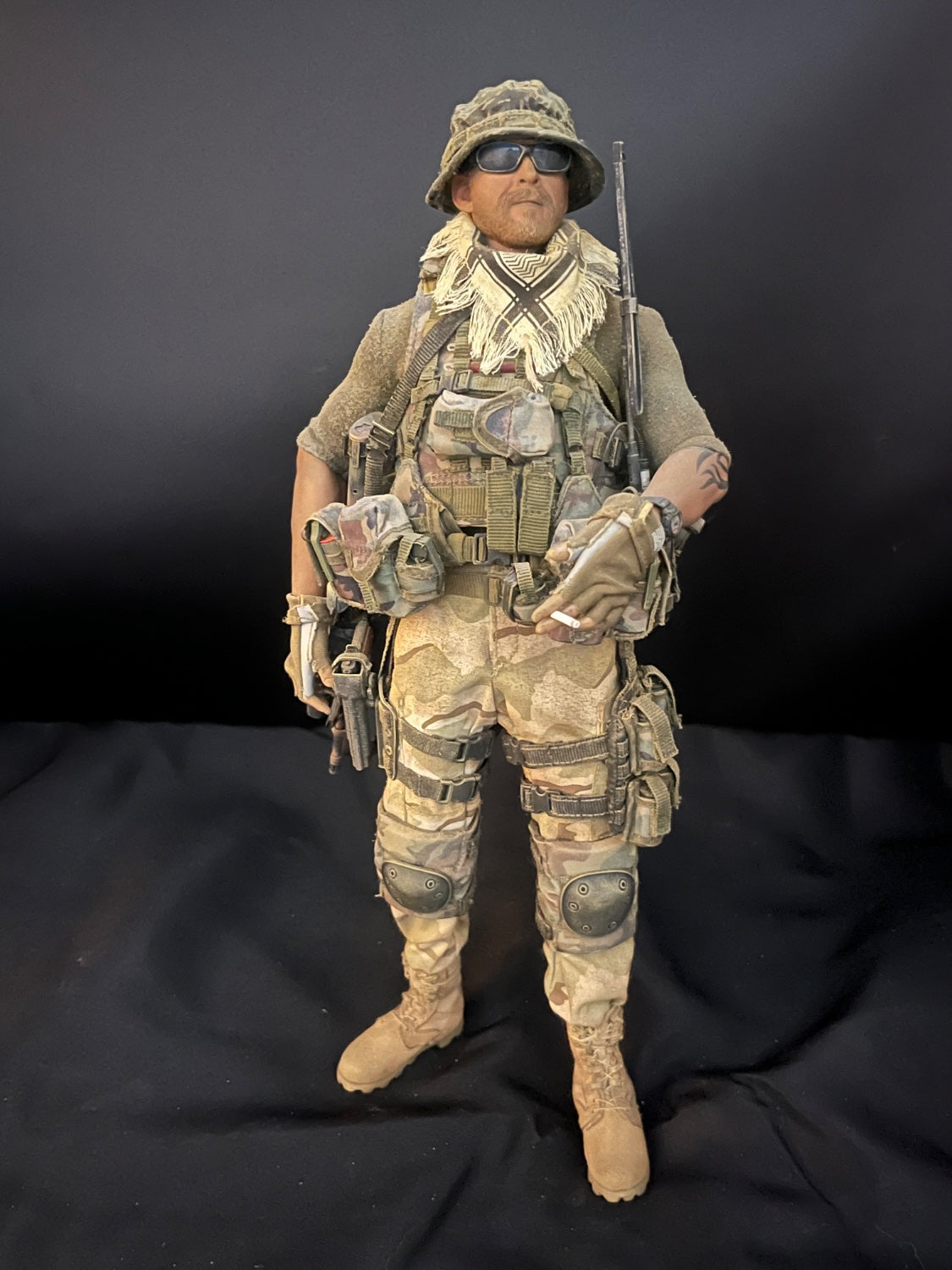 1/6 Scale Modern Era US Special Forces ODA Desert Camouflage Dressed Figure with Sniper Rifle and Full Tactical Gear