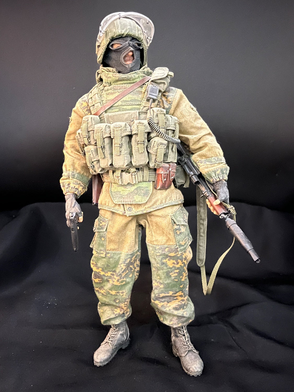 1/6 Scale Modern Russian Spetsnaz Digital Flora Camouflage Dressed Figure with SVD Dragunov Sniper Rifle and Pistol