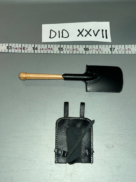 1/6 Scale WWII German Entrenching Tool with Carrier - WWII German Polizei Division DID DID XXVII