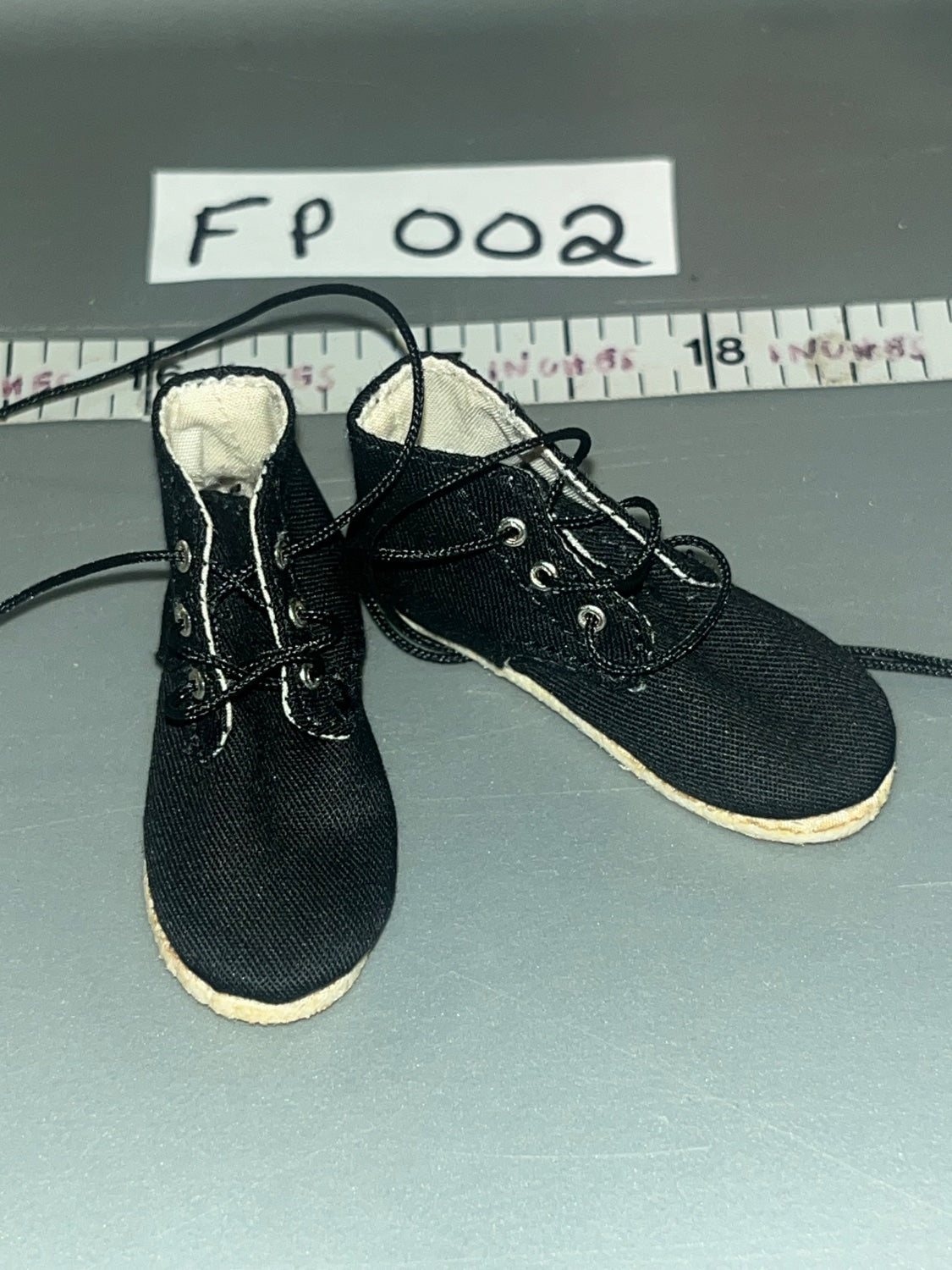 1/6 Scale Modern Era High-Top Sneaker Boots Pair - Korean War Chinese Infantryman - Crossing the Yalu FP022 Facepool