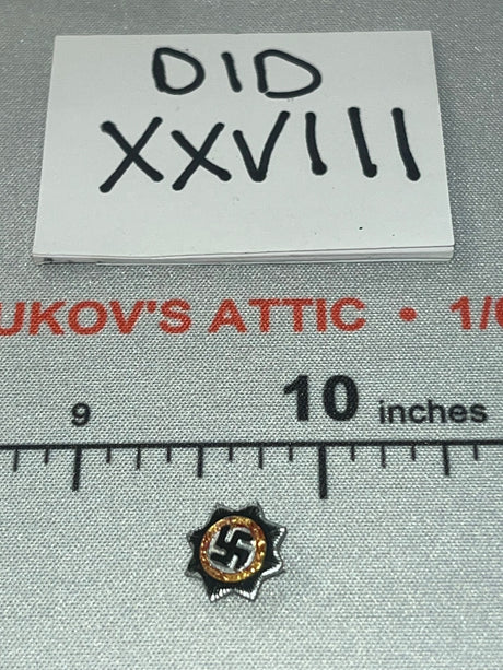 1/6 Scale WWII German German War Order of the German Cross Gold Grade Medal - Wehrmacht Officer – Otto Remer D80194 DID