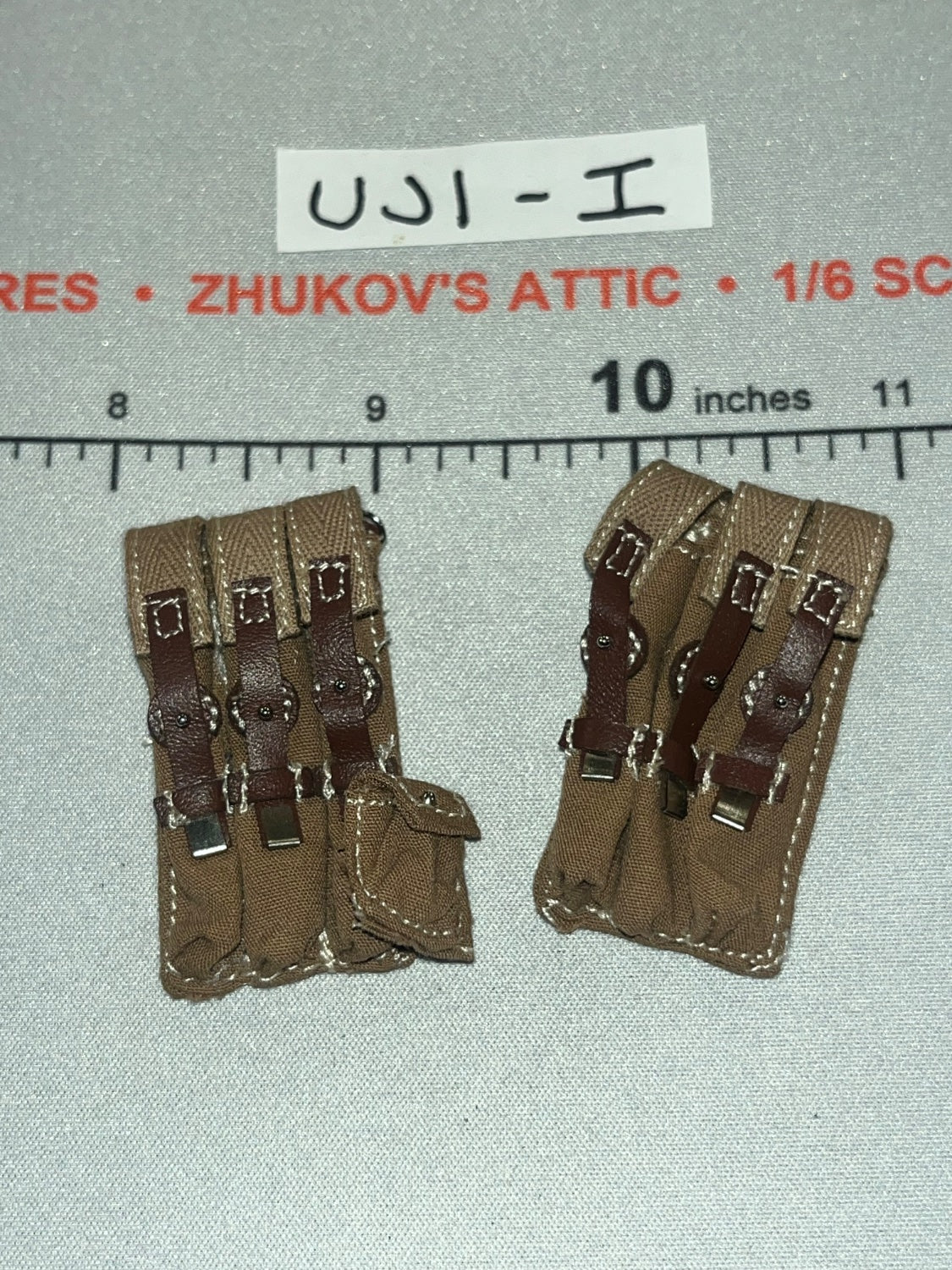 1/6 Scale WWII German Ammunition Pouches - WWII German 9th. Panzer Division UD9060 Ujindou