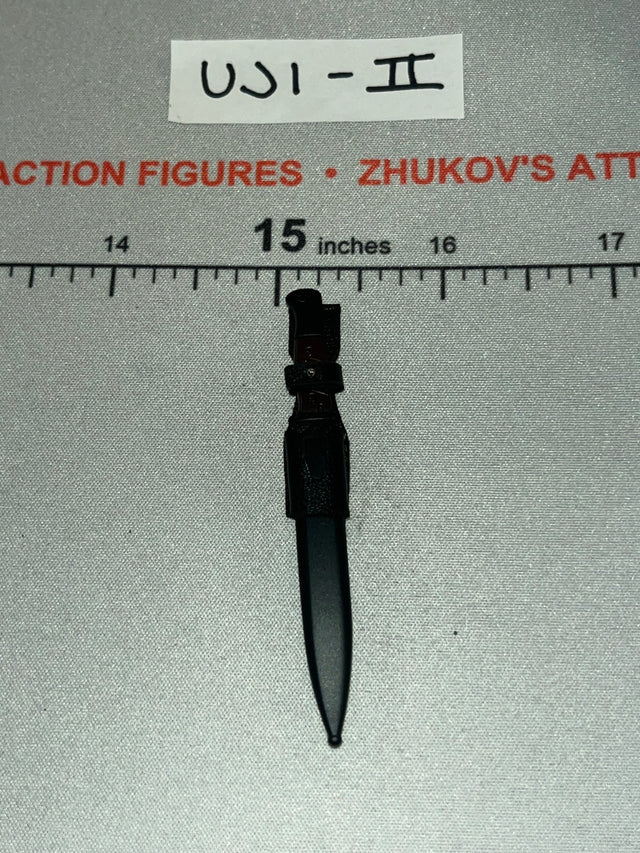 1/6 Scale WWII German Bayonet with Scabbard - Infantry in Wachmantel Leningrad 1943 - UD9062 UJINDOU