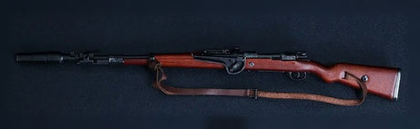 *Preorder* 1/6 Scale Kar98K Rifle w/ Grenade Launcher Fitted - 1/6 8th Cavalry Division Florian Geyer, The Siege of Budapest Ujindou
