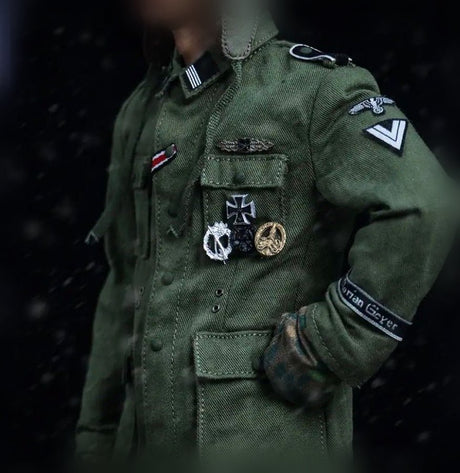 *Preorder* 1/6 Scale M43 Field Blouse and Insignia - 1/6 8th Cavalry Division Florian Geyer, The Siege of Budapest Ujindou