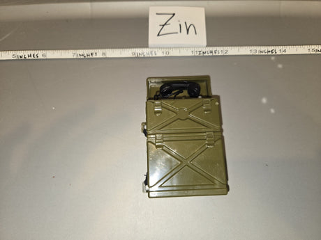 1/6 Scale WWII US EE-8 Field Telephone - Zin