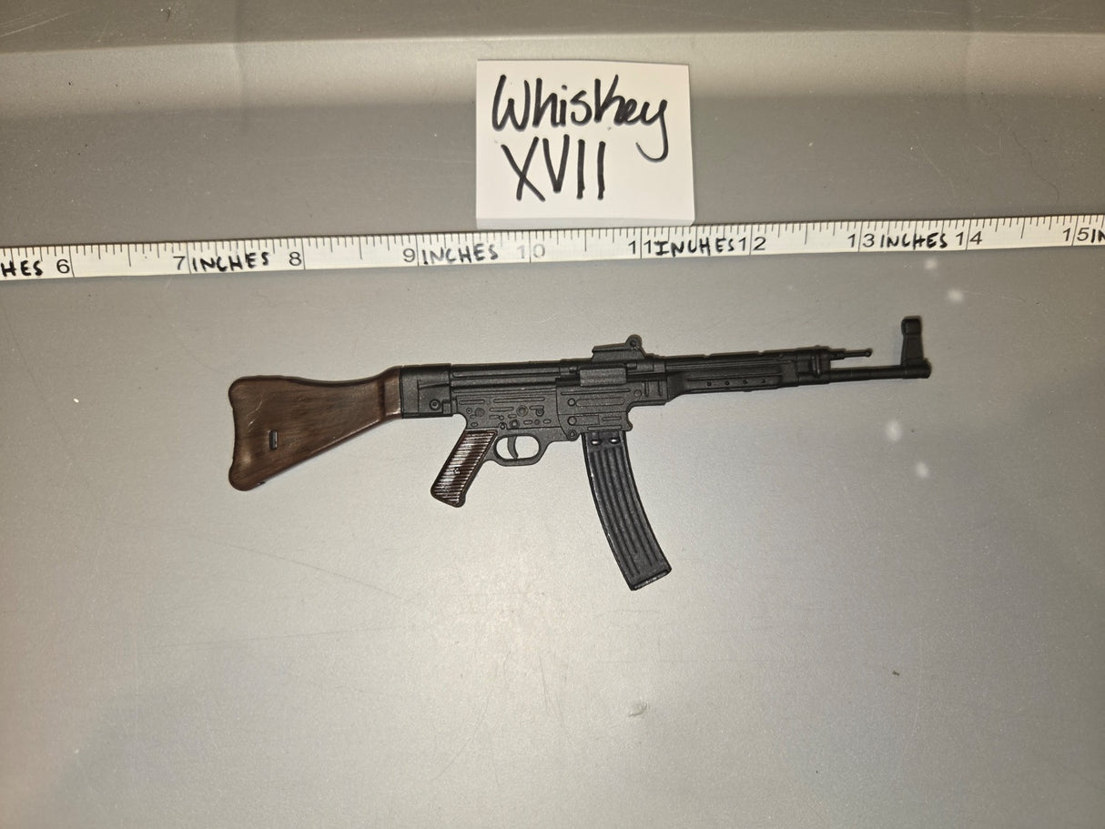 1/6 Scale WWII German StG44 Assault Rifle - Whiskey XVII