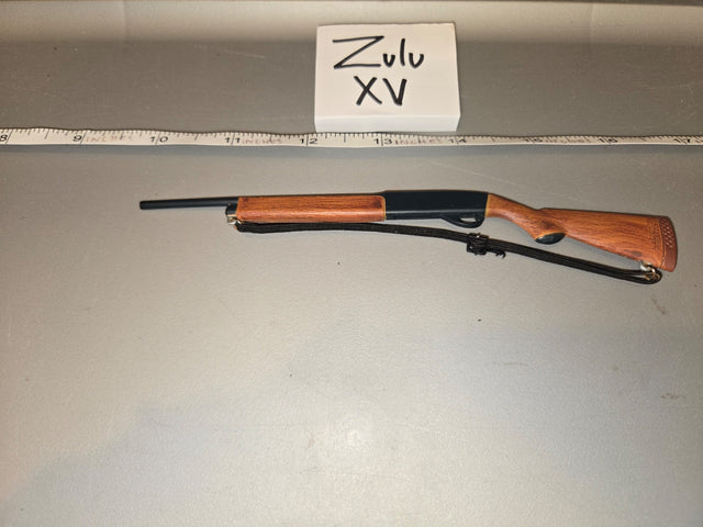 1/6 Scale Modern Era Pump Action Shotgun with Sling