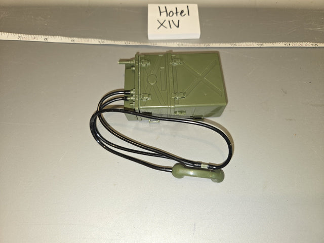 1/6 Scale WWII US AN/PRC-6 Walkie Talkie Radio with Handset - Hotel XIV