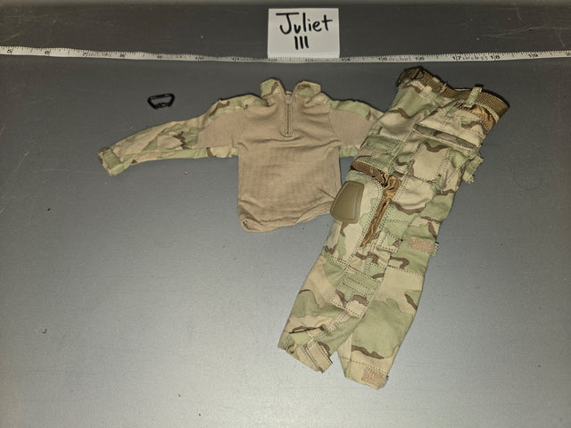 1/6 Scale Modern Era Desert Camouflage Combat Uniform Set with Belt and Knee Pads - Juliet III