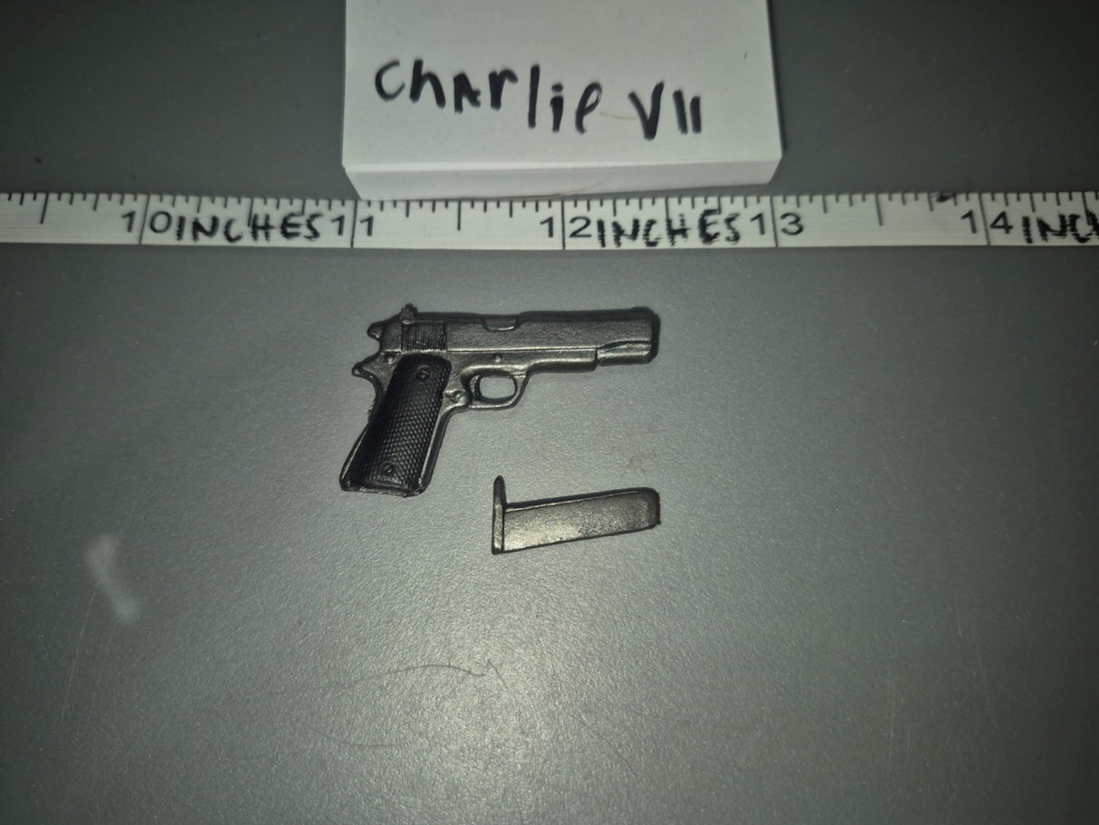 1/6 Scale WWII US Army M1911 Pistol with Magazine