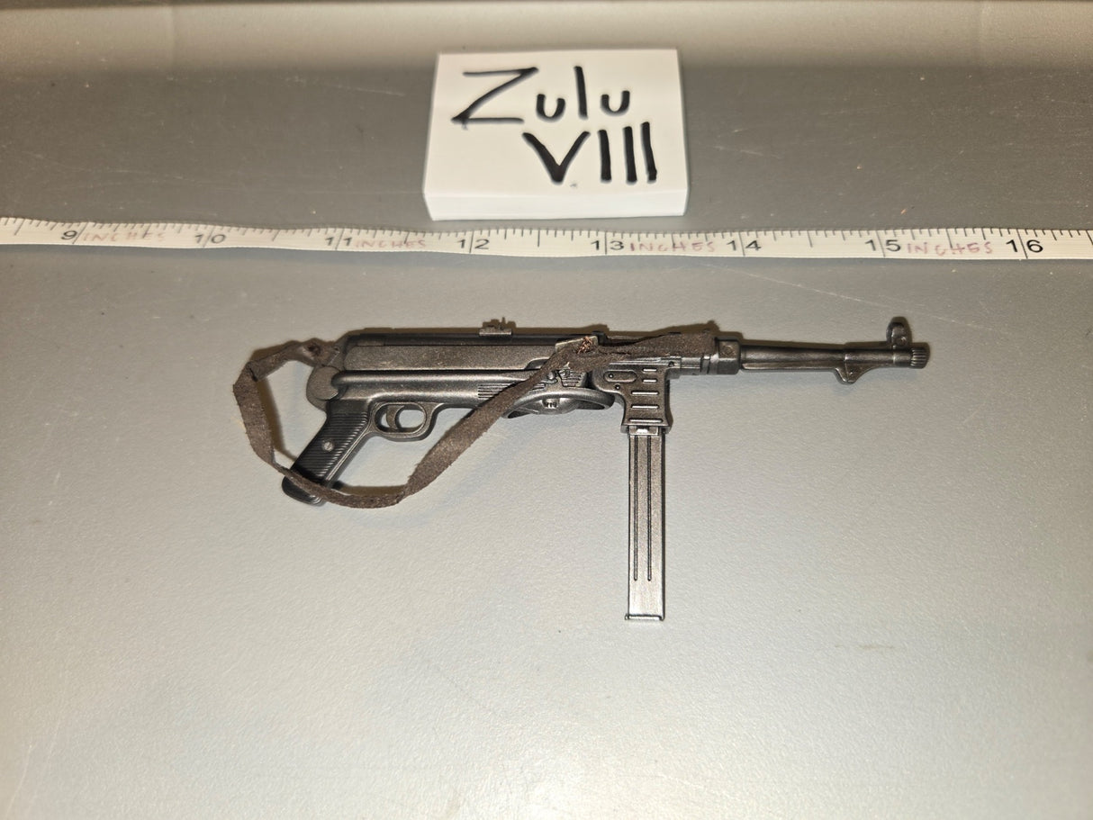 1/6 Scale WWII German MP40 Submachine Gun - Zulu VIII