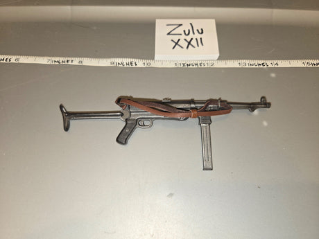 1/6 Scale WWII German MP40 Submachine Gun with Sling