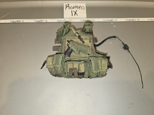 1/6 Scale Modern Era Tactical Plate Carrier Vest with Pistol - Romeo IX