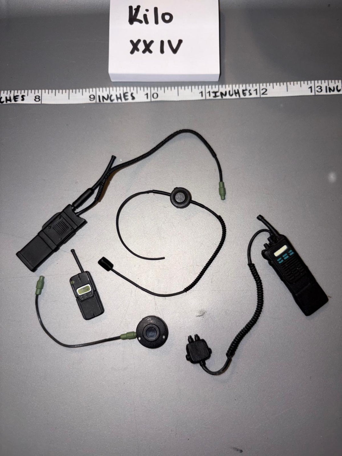 1/6 Scale Modern Era Radio and Headset Set