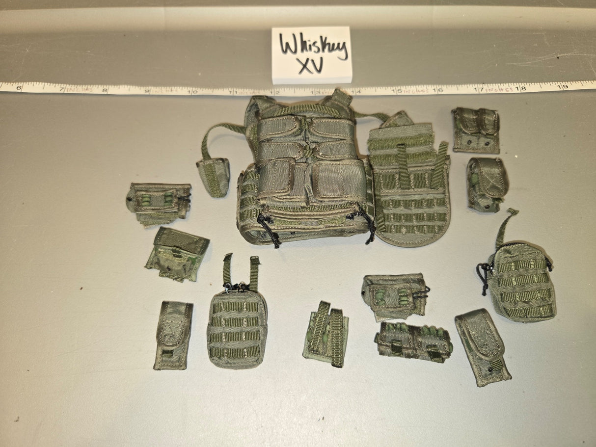 1/6 Scale Modern Era ACU Tactical Vest with MOLLE Pouches Set - Whiskey XV