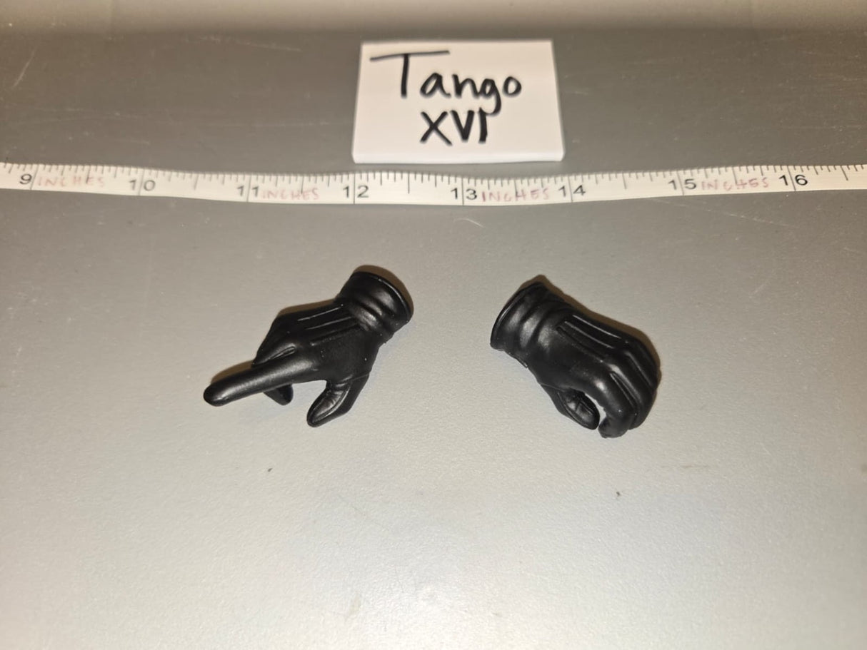 1/6 Scale Modern Gloved Hands Set - Tango XVI