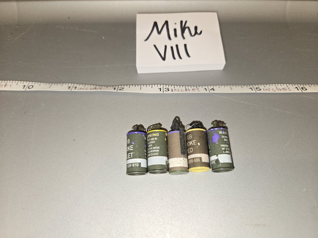 1/6 Scale Vietnam US M18 Smoke Grenade Set - Mike VIII