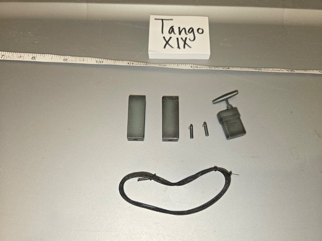 1/6 Scale WWII German Mine Detector Set - Tango XIX