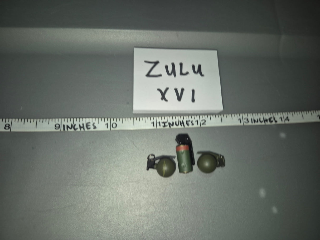 1/6 Scale Vietnam US M26 Fragmentation and M18 Smoke Grenade Lot - Zulu XVI