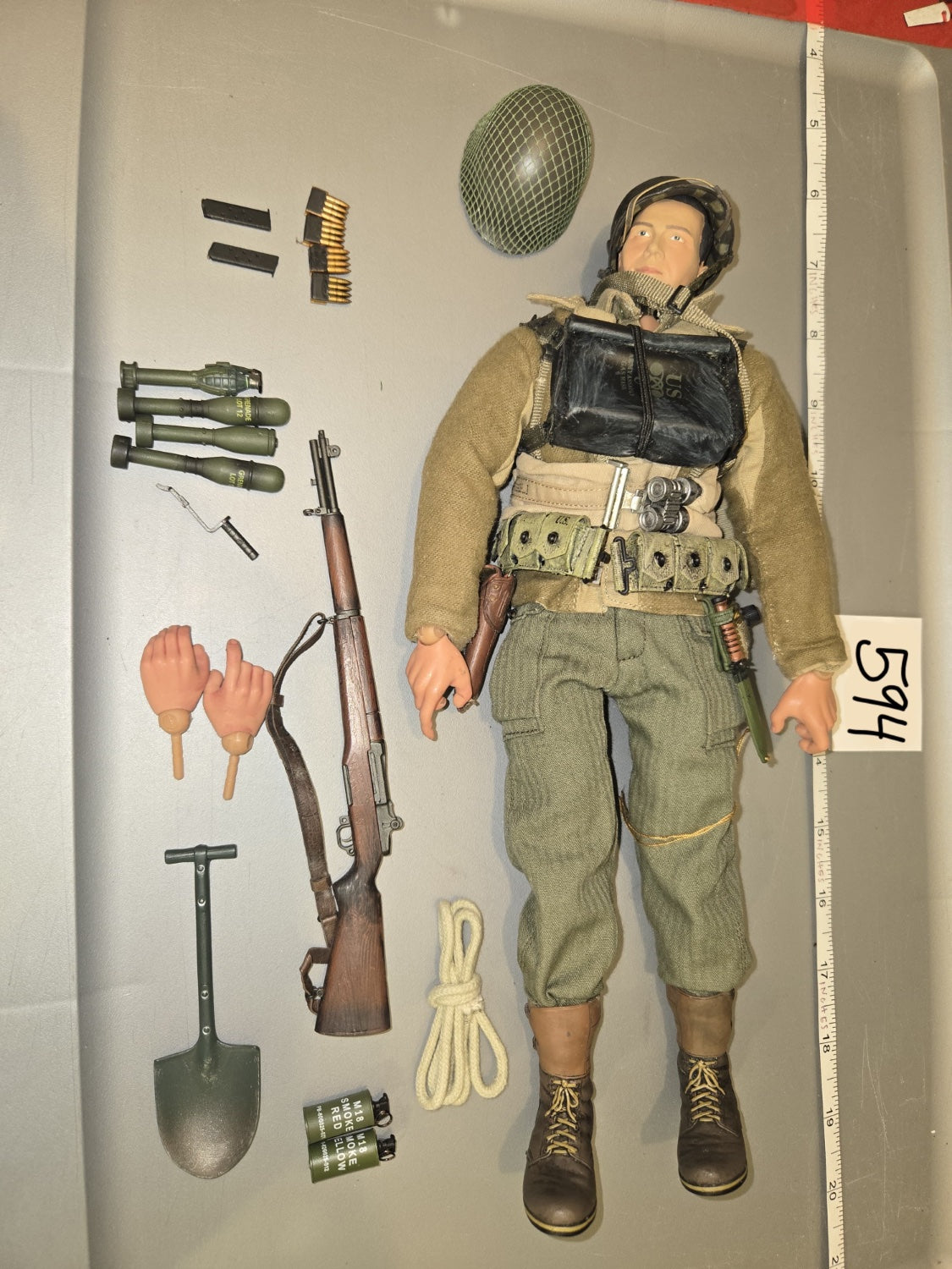 1/6 Scale WWII US Army Infantry Soldier Figure with Accessories - 594