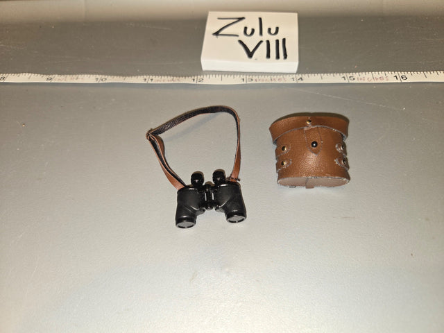1/6 Scale WWII German Binoculars with Case Set - Zulu VIII