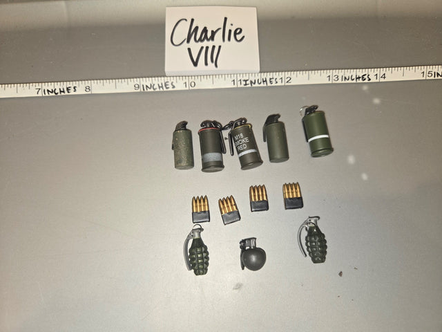 1/6 Scale Modern Era US Grenade and Smoke Grenade Lot - Charlie VII