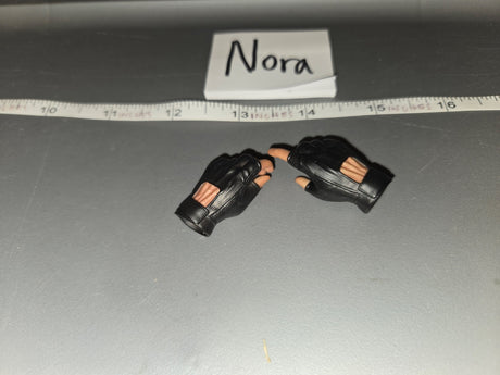 1/6 Scale Modern Era Fingerless Gloves - Nora